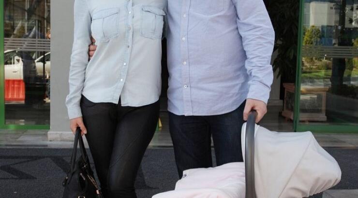 Γκαλένα Βελίκοβα: Οι πρώτες δηλώσεις κατά την έξοδο από το μαιευτήριο