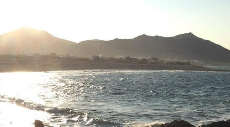 Επώνυμος και γοητευτικός Έλληνας ανέβηκε τα σκαλιά της εκκλησίας