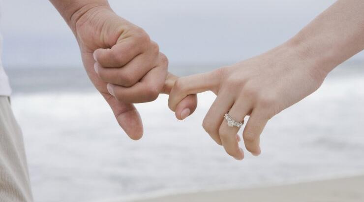 Αυτή είναι η καλύτερη ηλικία για να παντρευτείς σύμφωνα με την επιστήμη