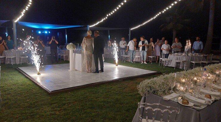 Ο romantic chic γάμος fashion girl του νησιού στην Πάφο [εικόνες & βίντεο]