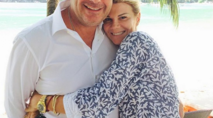 Γιάννης Λούτσιος: Δείτε τον να παίζει αρμόνιο σε τρελά κέφια και να τον αποθεώνουν!