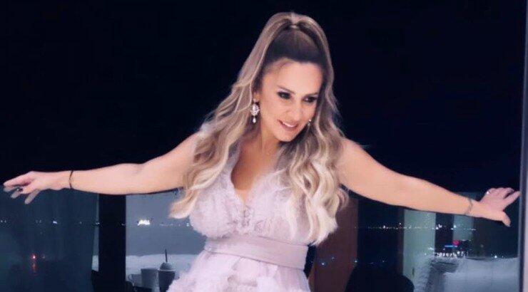 Γιώτα Δαμιανού: Το hair look αλά JLo στα Cyprus Eating Awards 