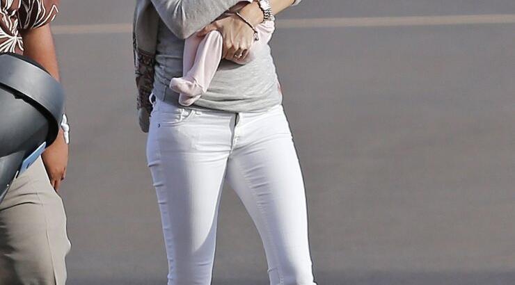 Δείτε για πρώτη φορά φωτογραφίες της νεογέννητης κόρης της Gisele