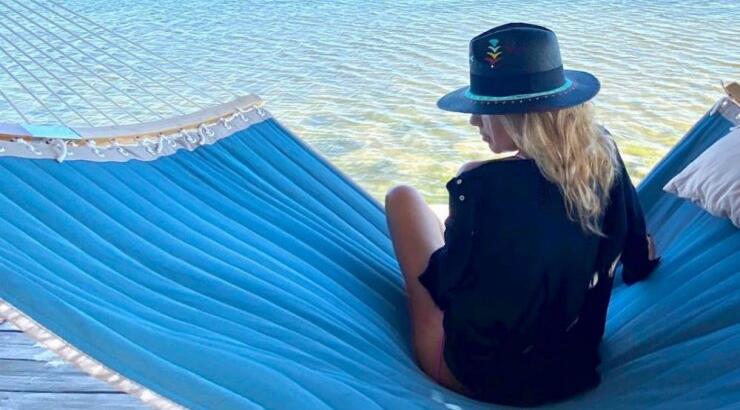 Γωγώ Μαστροκώστα: Η καλοκαιρινή εικόνα που δημοσίευσε με την κόρη της [εικόνα]