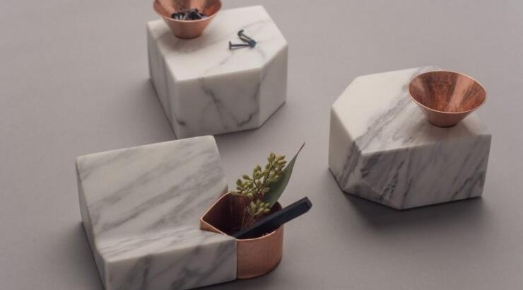 Ένα organizer από μάρμαρο