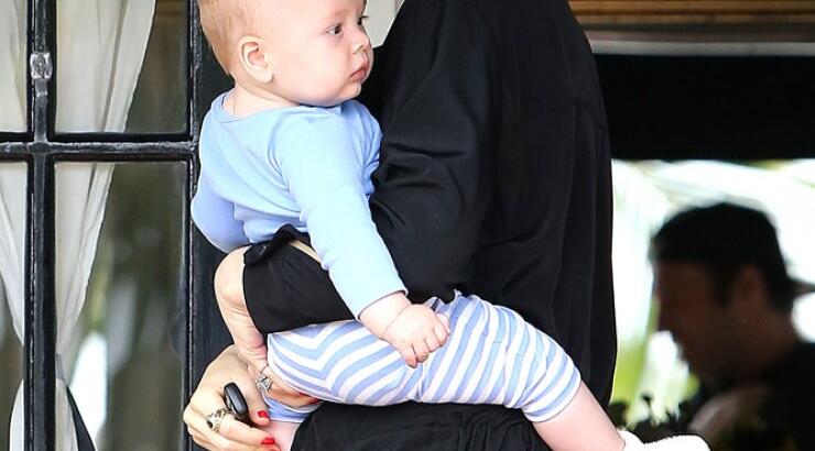 H Gwen Stefani με το νεογέννητο μωρό της [εικόνες]