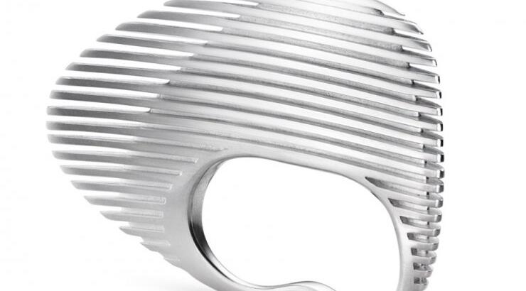 Η Zaha σχεδιάζει για τον οίκο Georg Jensen