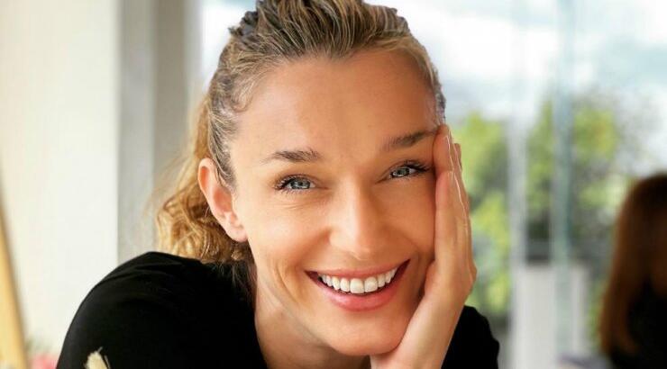 Κάτια Ζυγούλη: Δεν πάει το μυαλό σας τι σαμπουάν και κοντίσιονερ χρησιμοποιεί