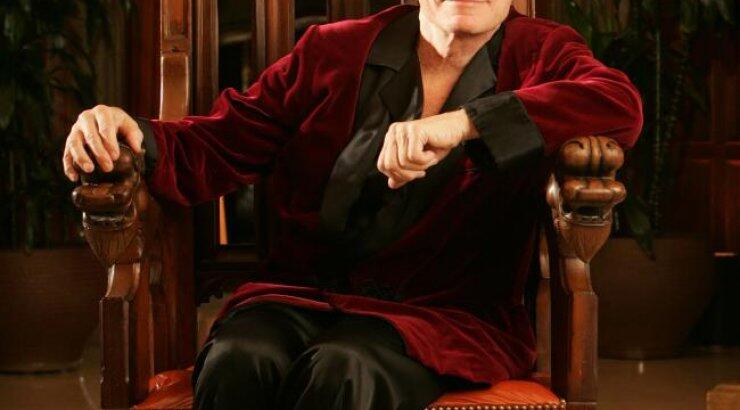 Ο πασίγνωστος Έλληνας που βρέθηκε στο πλευρό του Hugh Hefner πριν πεθάνει!