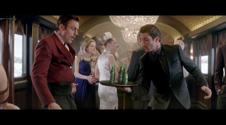 Ο James Bond στην παγκόσμια καμπάνια διάσημης μπύρας