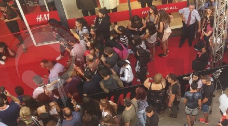 Άνοιξε τις πόρτες του το H&M στην Κύπρο! [βίντεο]