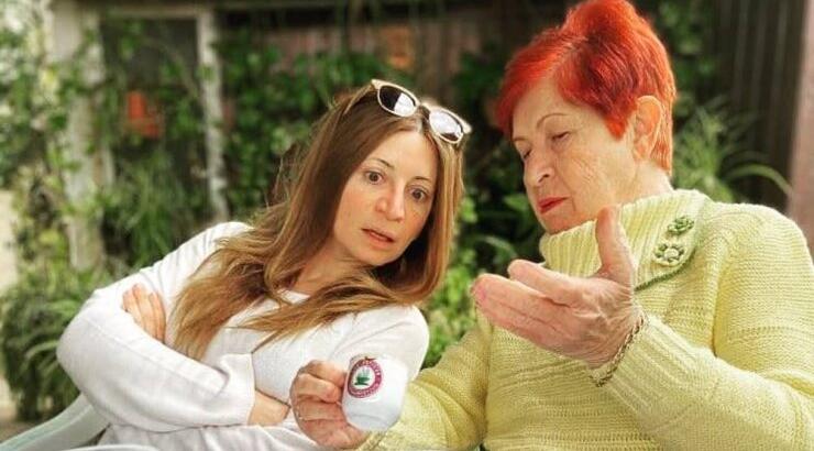 Χριστιάνα Αρτεμίου: Η παρατήρηση που της κάνει η μητέρα της για την εμφάνισή της! [βίντεο]