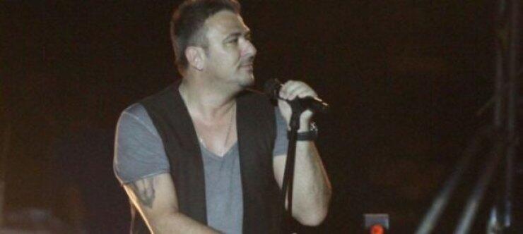 Στην κριτική επιτροπή του The Voice και ο Ρέμος;