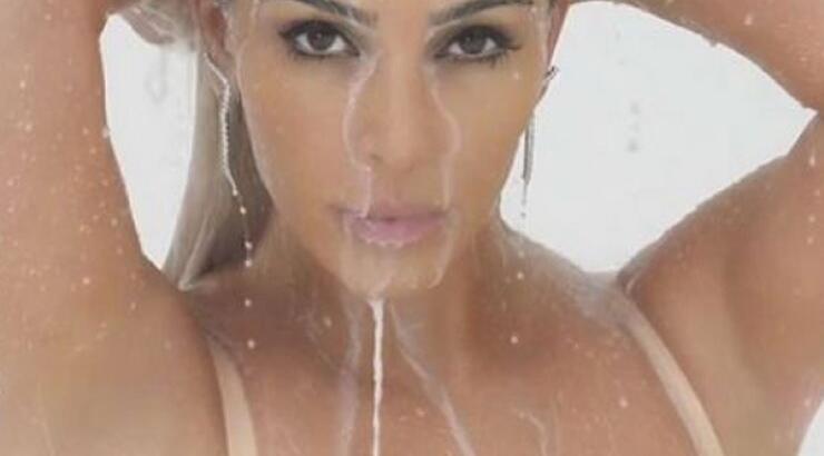Kim Kardashian: Στην πιο sexy στιγμή της