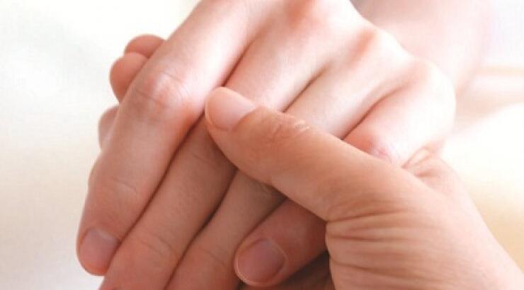 Από άνθρωπο σε άνθρωπο