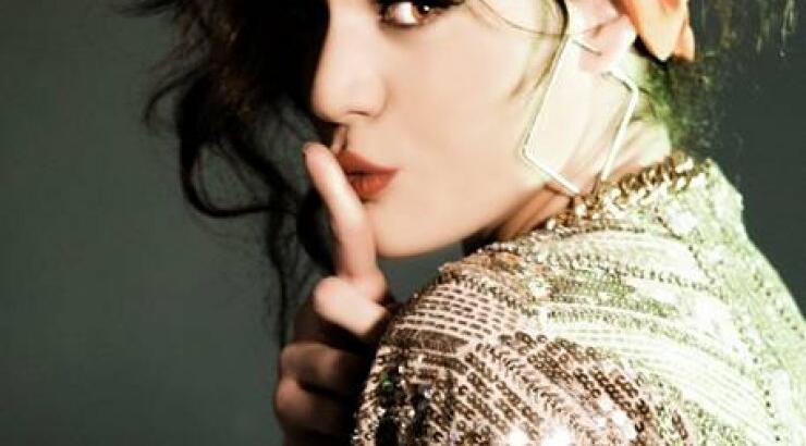 Αυτό είναι το νέο τραγούδι της Ήβης Αδάμου