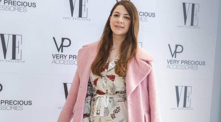 Η stylish εμφάνιση της Άντριας Ανδρέου με το ροζ να κυριαρχεί