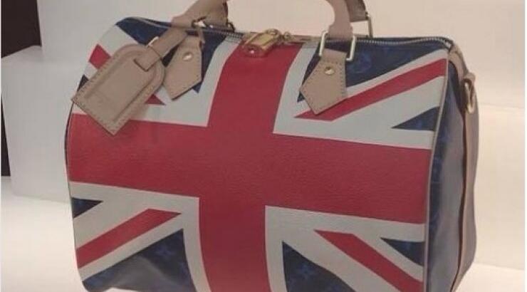 Louis Vuitton: Κυκλοφόρησε μία συλλογή αφιερωμένη στο γάμο του Πρίγκιπά Harry και της Meghan Markle