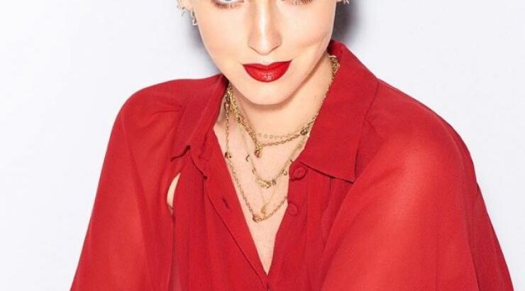 Chiara Ferragni: Αποδεικνύει πως το velvet μαγιό είναι super stylish