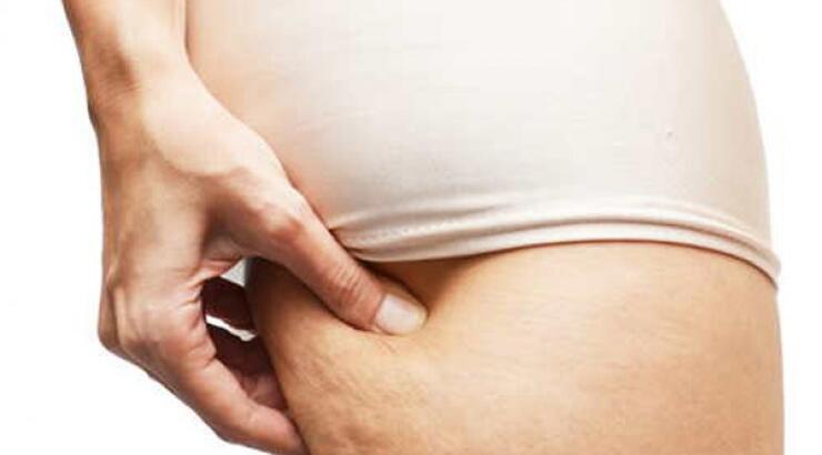 DIY: Καταπολέμησε την κυτταρίτιδα με ένα σούπερ λαδάκι με λεμόνι και μαύρο πιπέρι!