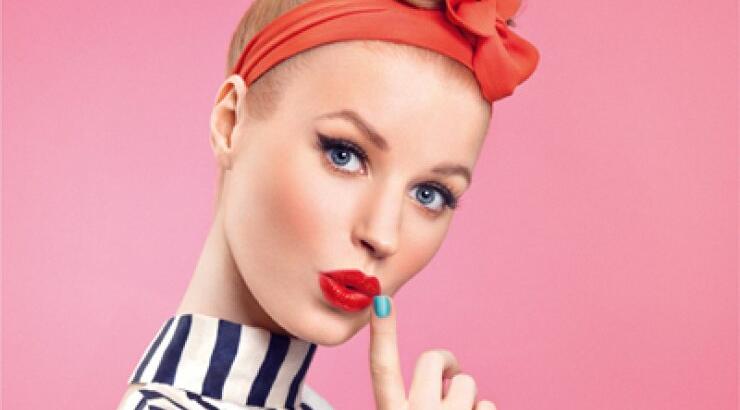 Pin Up: Μια διαχρονική πρόταση μακιγιάζ από τα INGLOT