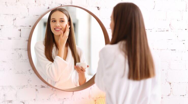 Αυτές είναι οι ιδανικές υφές στα προϊόντα skincare για τις ψυχρές θερμοκρασίες