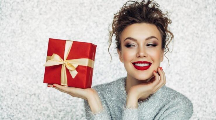 Christmas gifts: Εκλεκτές επιλογές δώρων για περιποίηση της επιδερμίδας 