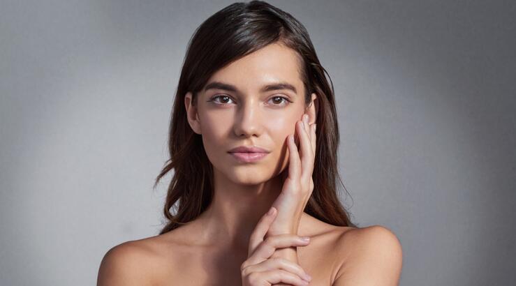 Skincare tips: Πως να ξεχωρίσεις αν η επιδερμίδα σου είναι ξηρή ή αφυδατωμένη