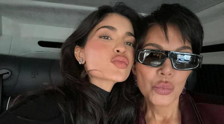 Επώνυμη Ελληνίδα φωτογραφήθηκε με τις Kylie και Kris Jenner στο Los Angeles [εικόνες]