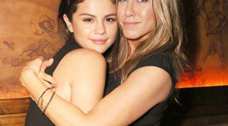 Selena Gomez- Jennifer Aniston: Τι τους συνδέει;