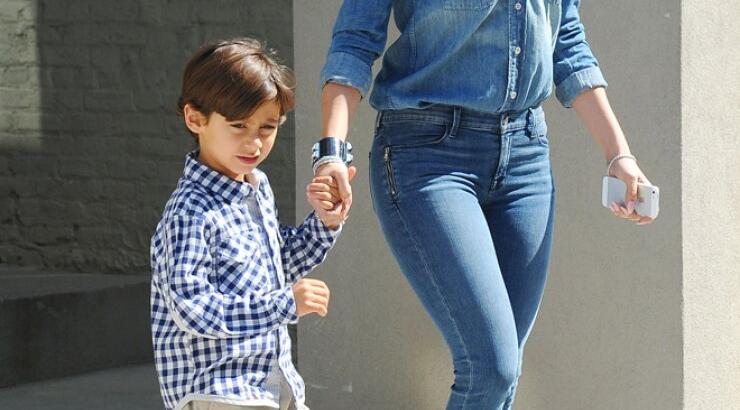 Η Jennifer Lopez ψηφίζει jean [εικόνες]