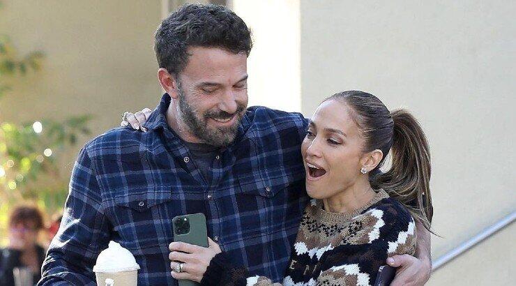 Η Jennifer Lopez θέλει να δημιουργήσει νέες γιορτινές παραδόσεις με τον σύζυγό της, Ben Affleck 