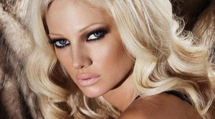 Τζούλια Αλεξανδράτου: Οι βίζιτες και τα ναρκωτικά!