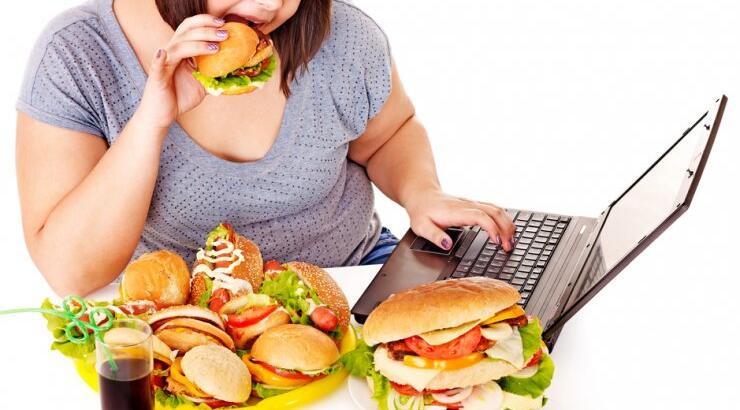 Γιατί μας αρέσουν τα junk food κι όχι τα φρούτα και τα λαχανικά;