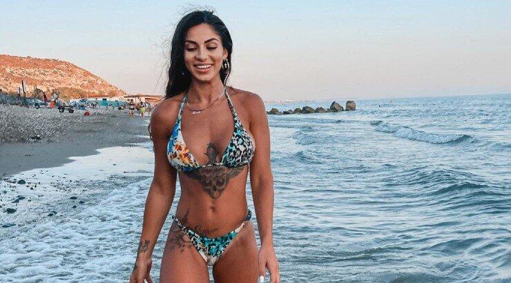 Νάταλι Κάτερ: Το τατουάζ που έχει στο σώμα της και της στέρησε δουλειές [βίντεο]