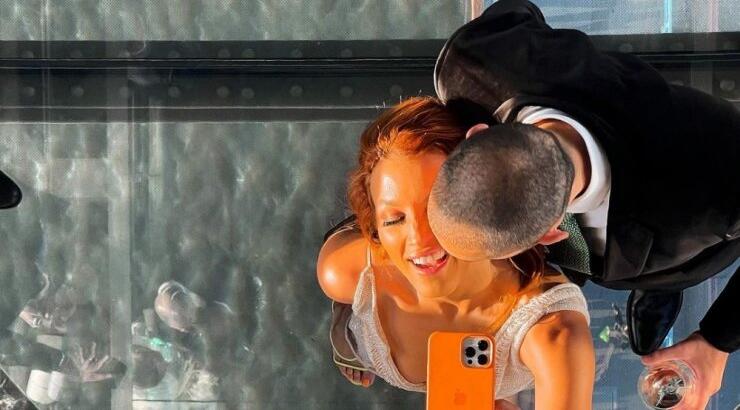 Κάλια Ελευθερίου: Ρομαντικό dinner με τον σύντροφό της στην Tower Bridge, στο Λονδίνο [εικόνες]