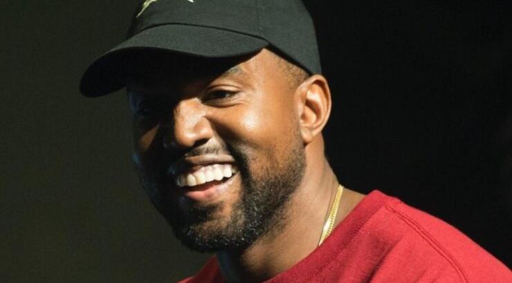 O Kanye West άλλαξε και επίσημα το όνομά του