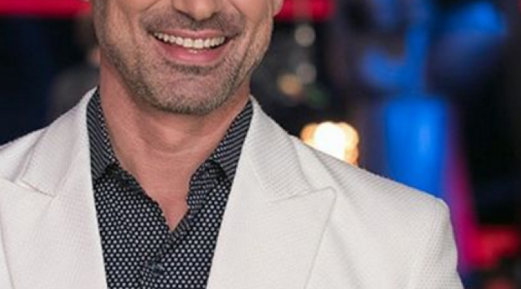 Το ξεκαρδιστικό στιγμιότυπο όταν ο Καπουτζίδης μιμήθηκε τον Μουζουράκη! [βίντεο]