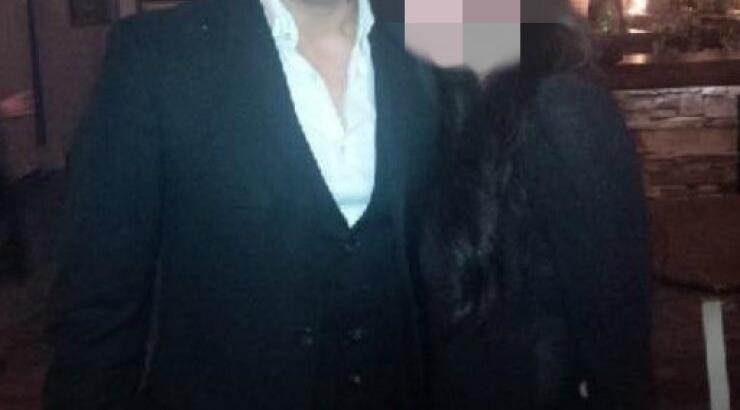 Πασίγνωστος Έλληνας τραγουδιστής παντρεύεται και μετακομίζει στη Νέα Υόρκη!