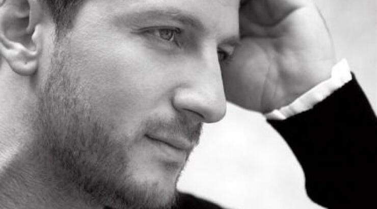 Παντρεύεται ο Κώστας Καραφώτης… 