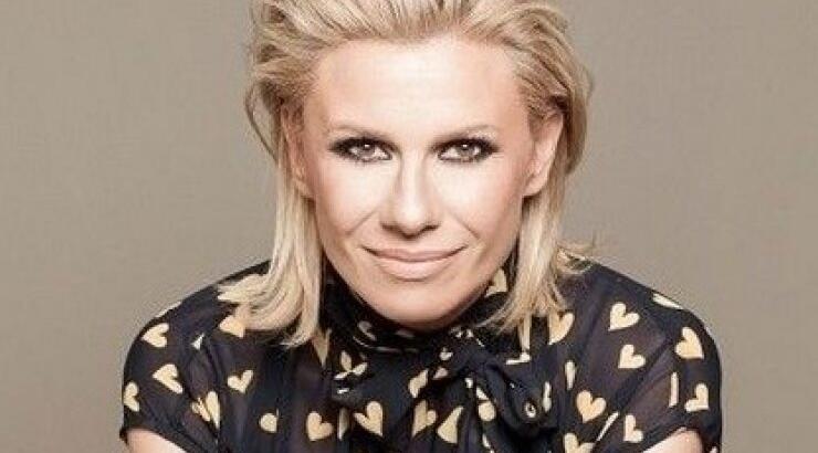 Όλη η αλήθεια για το "διαζύγιο" της Κατερίνας Καραβάτου