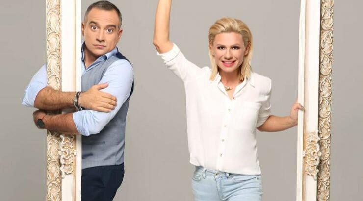 Κατσούλης - Καραβάτου: Έχετε δει τα πρόσωπα των παιδιών τους; [εικόνες]