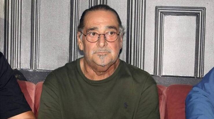 Βασίλης Καρράς: Η τελευταία του επιθυμία – Πού θα γίνει η κηδεία του; 