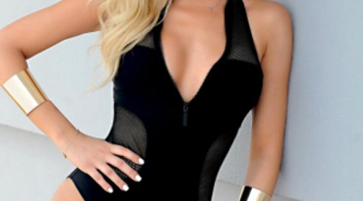 Κατερίνα Καινούργιου: Η πιο σέξι εμφάνισή της με μαγιό!