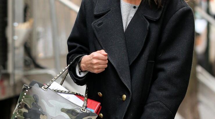 Katie Holmes: Κρατάει τσάντα αξίας 3,250 δολαρίων [εικόνες]