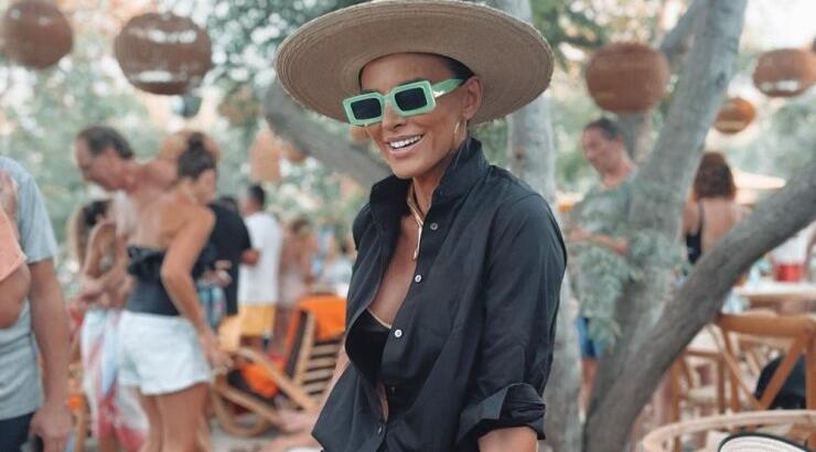 Look of the day: Το chic καθημερινό σύνολο της Ραμόνας Φίλιπ που ξεχωρίσαμε