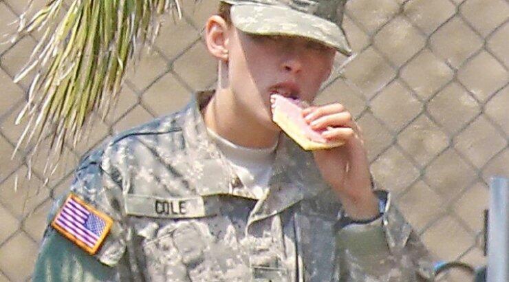 H Kristen Stewart έγινε στρατιωτίνα!