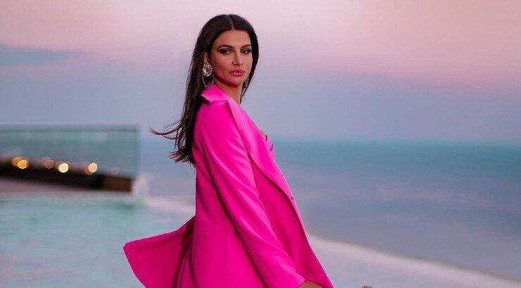 Κριστίν Παναγή: Φιλοξενεί στη boutique της στη Μύκονο τα items της Amy Winehouse!