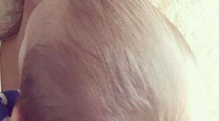 Οι τρυφερές στιγμές επώνυμης με το μωράκι της!