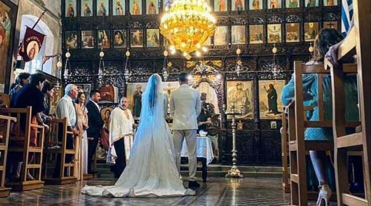 Κύπριος ποδοσφαιριστής ανέβηκε τα σκαλιά της εκκλησίας! [εικόνες & βίντεο]